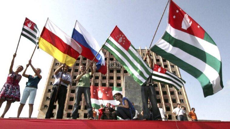 სოხუმი და ცხინვალი ფაშინიანს უპირისპირდებიან