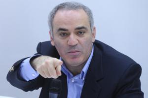 კასპაროვი: "დღეს ტრამპის ადმინისტრაციაში ძალთა ბალანსი ოლიგარქიული ტექნო-ბაბლის მხარესაა გადახრილი, თუმცა ვითარება მუდმივად და სწრაფად  ცვალებადია"