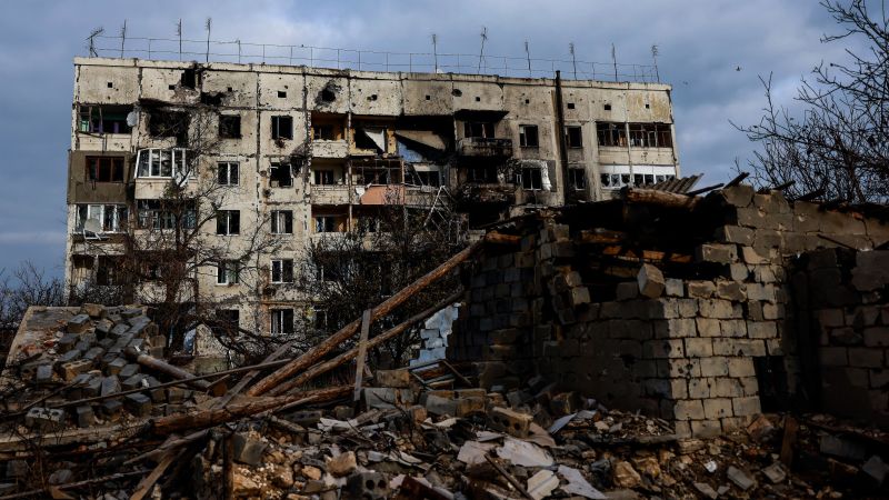 At least three dead after Russian shelling in Kherson, claim local authorities