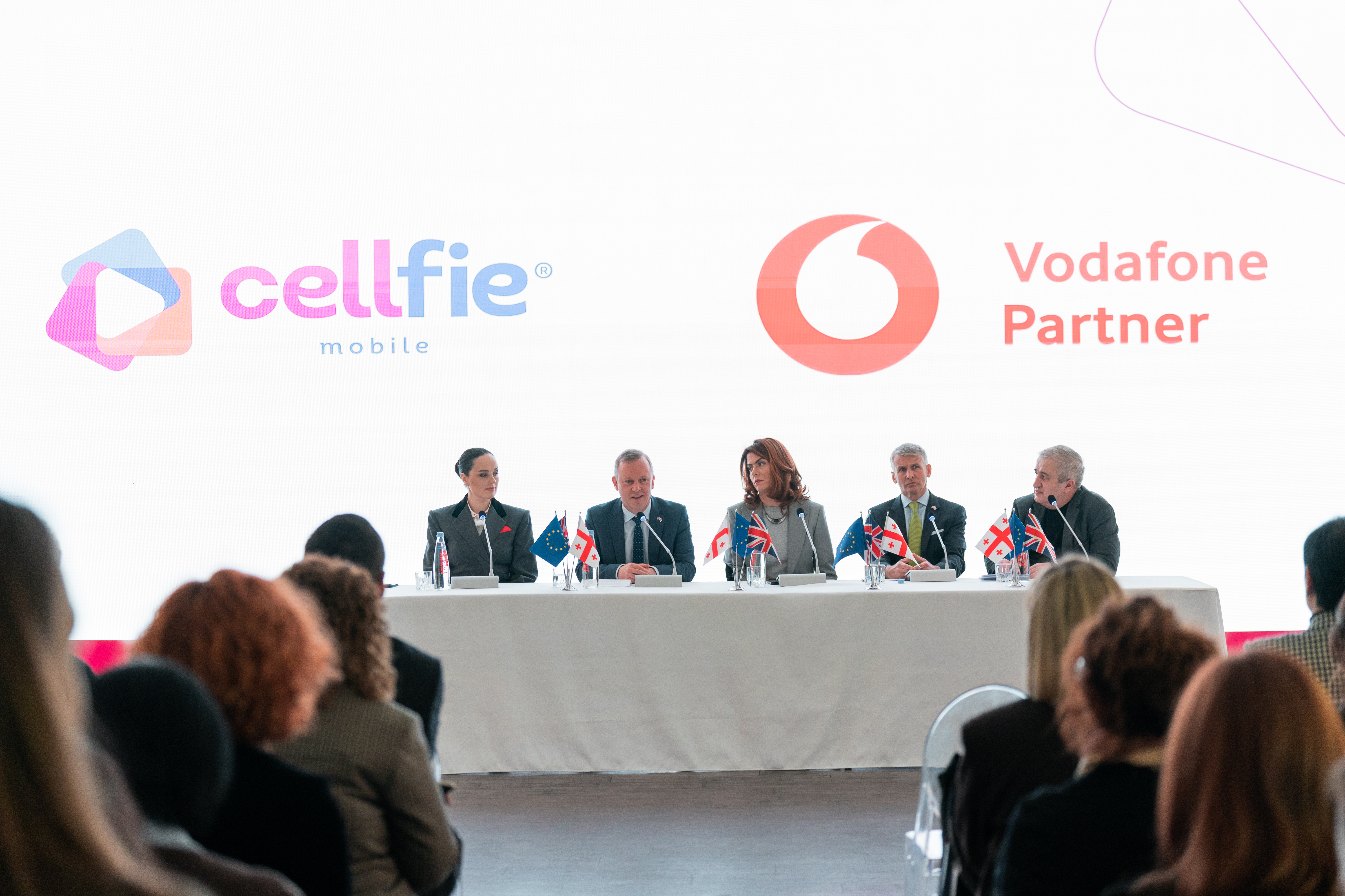 „სელფი მობაილი“ Vodafone Group-ის პარტნიორი გახდა