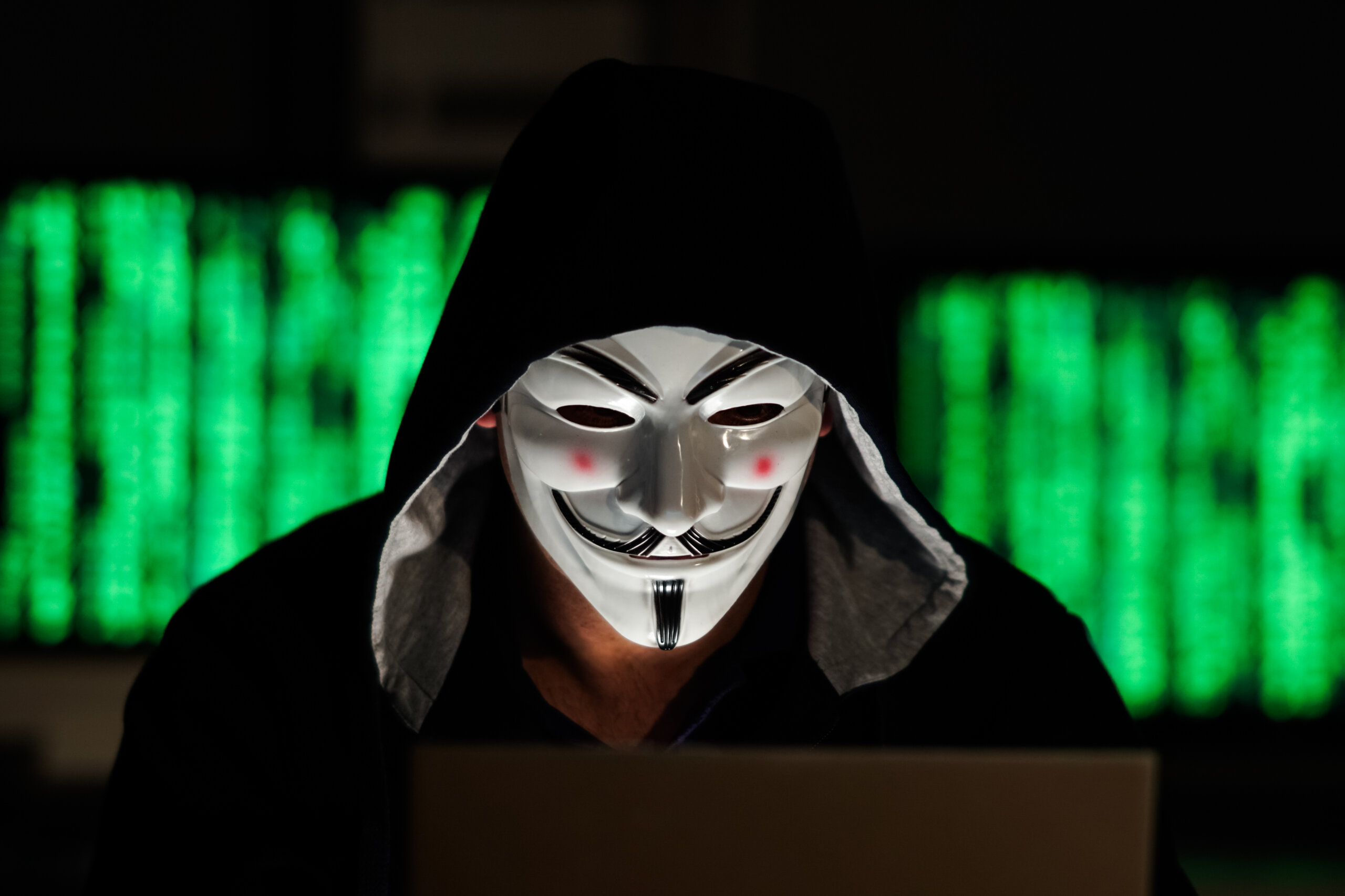 Хакеры Anonymous выступают в поддержку протестующих в Грузии