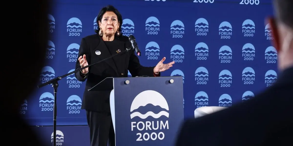 Зурабишвили — о запрете партий: Грузию превращают в авторитарный режим российского типа