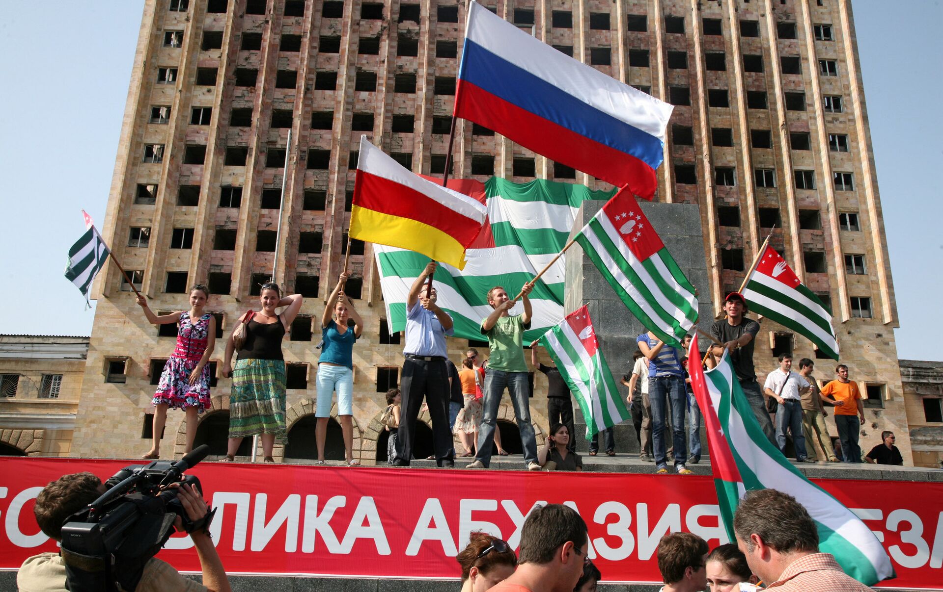 Грузинская оппозиция просит новые власти Сирии отозвать признание Абхазии и ЮО