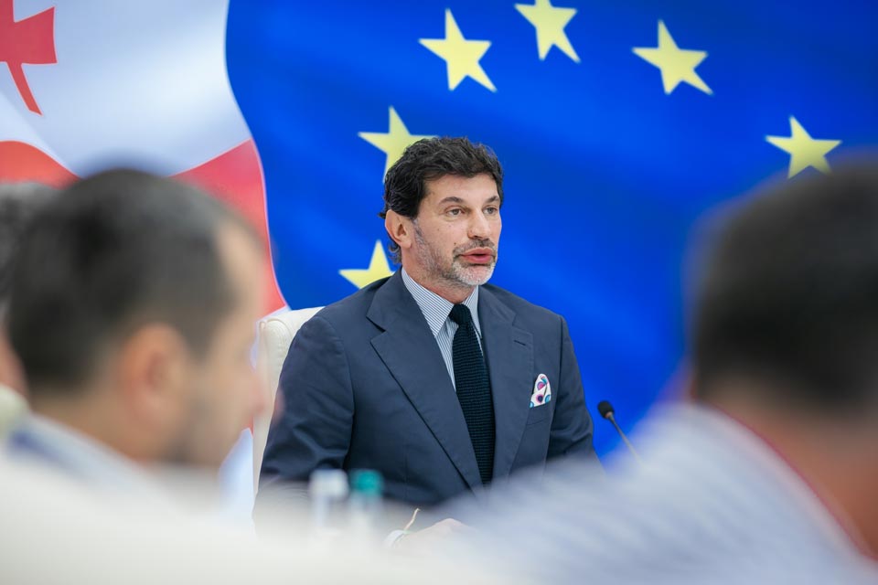 კალაძე: თბილისის მერია ახალგაზრდულ საზაფხულო პროგრამებზე რეგისტრაციას აცხადებს
