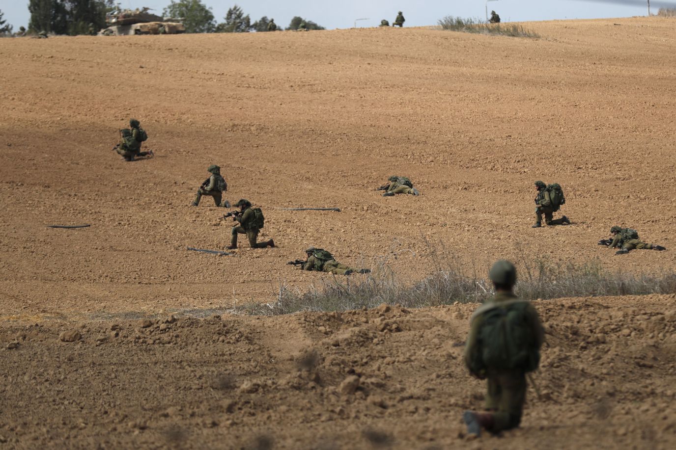 Israeli troops have carried out local raids in Gaza, IDF says