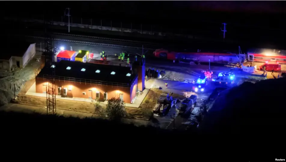 Десятки людей погибли при столкновении поездов на юге Испании