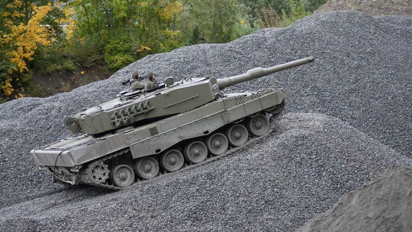 Испания передаст Украине еще 19 танков Leopard 2