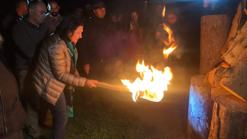 სალომე ზურაბიშვილმა “წმინდა ნინოს გზის” გავლა დაიწყო (VIDEO)