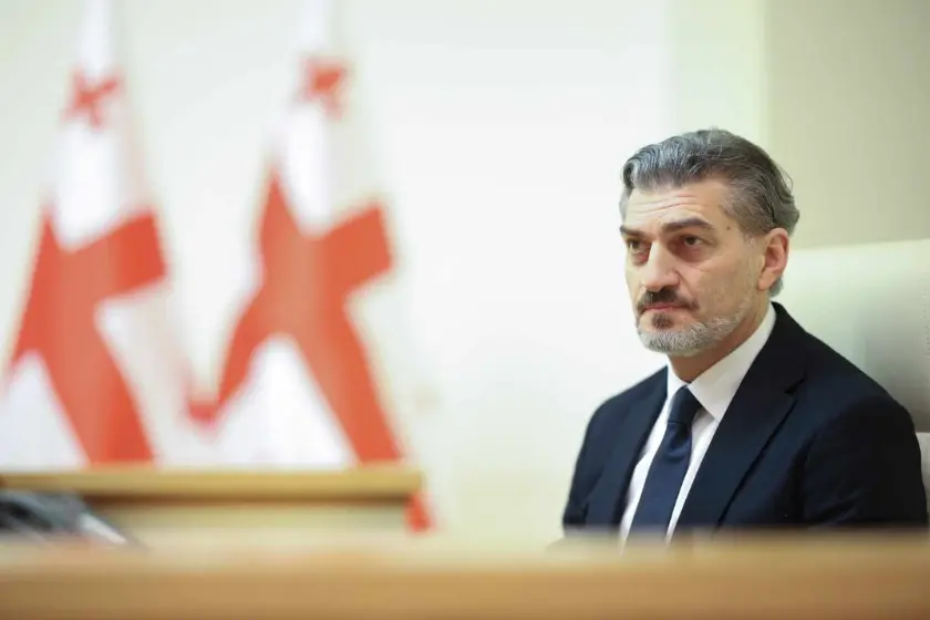 მიხეილ ყაველაშვილმა პარლამენტის რიგგარეშე სესია მოიწვია