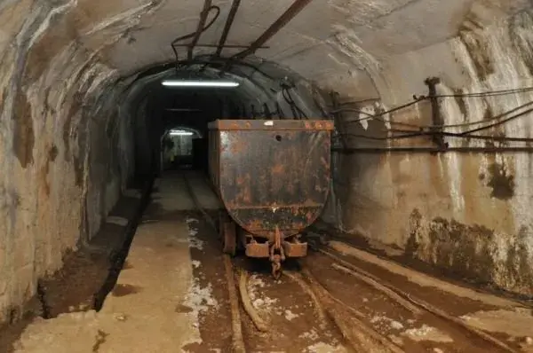 В шахте Ткибули погиб шахтер