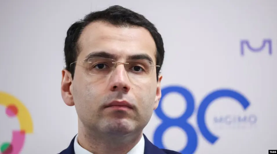Инал Ардзинба вернулся на работу в администрацию президента РФ – РБК