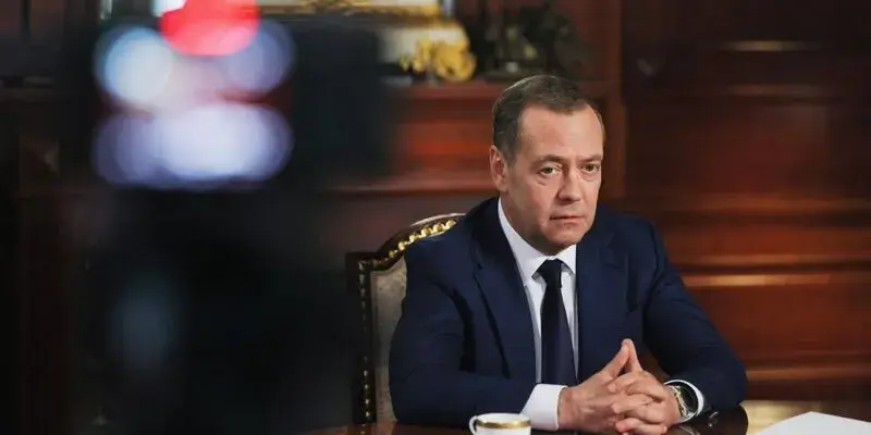 Медведев: в 2008 году я вынужден был принять решение — правильно сделал: мы объяснили, как нельзя поступать с РФ