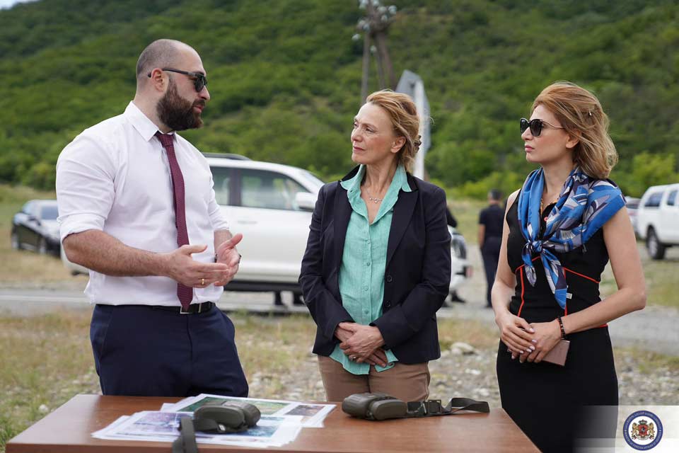 მარია ბურიჩი საოკუპაციო ხაზთან, სოფელ ოძისში იმყოფებოდა