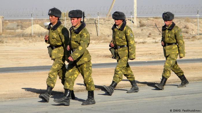 Кыргызстан и Таджикистан договорились полностью прекратить огонь на границе