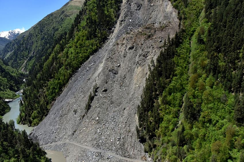 თუშეთში ავტოსაგზაო შემთხვევას ერთი ადამიანი ემსხვერპლა