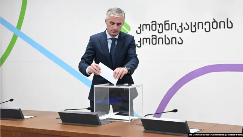 Глава Комиссии коммуникаций Грузии опроверг информацию белорусского госканала