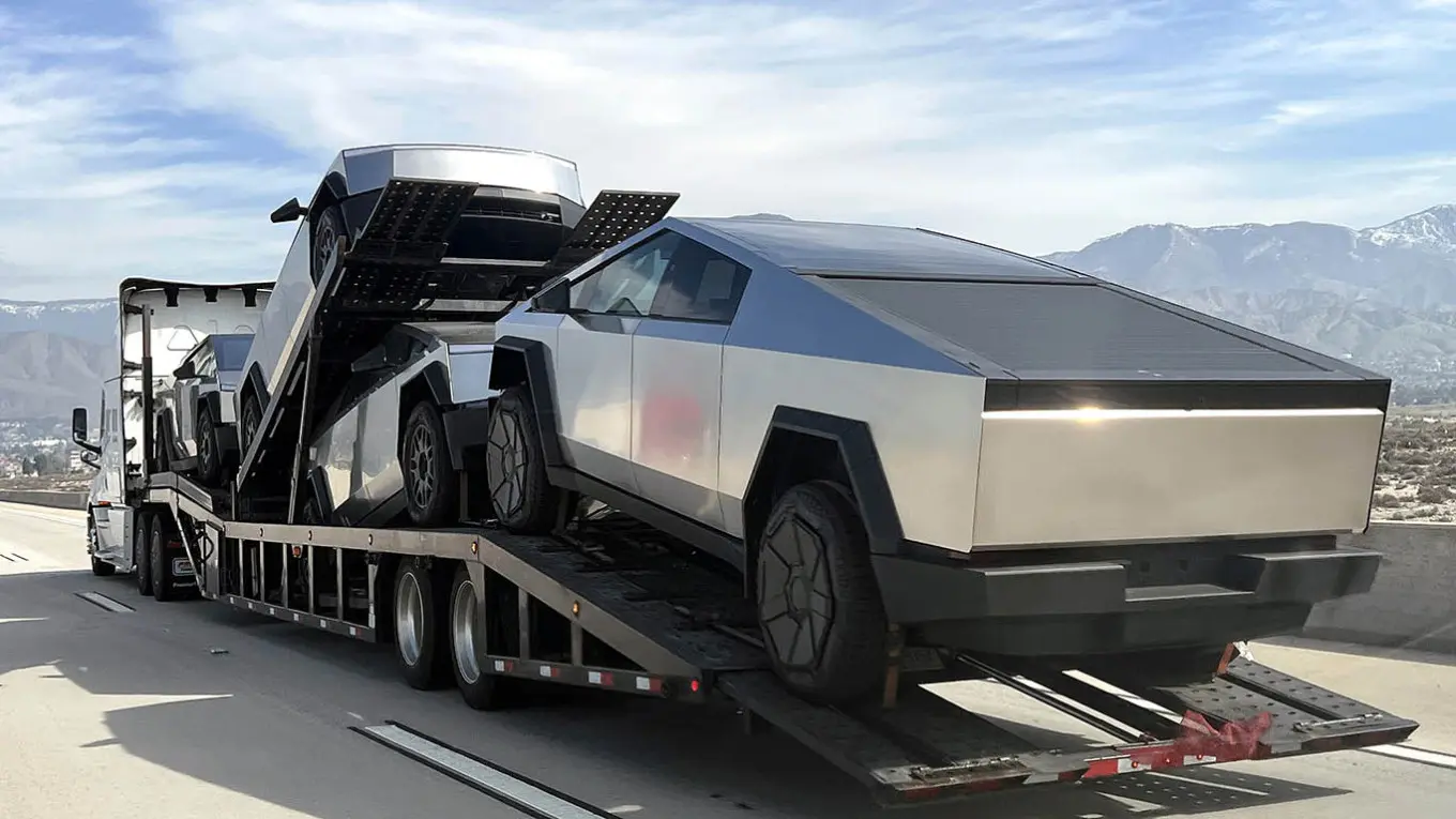 Tesla предложила Илону Маску вознаграждение в $1 триллион