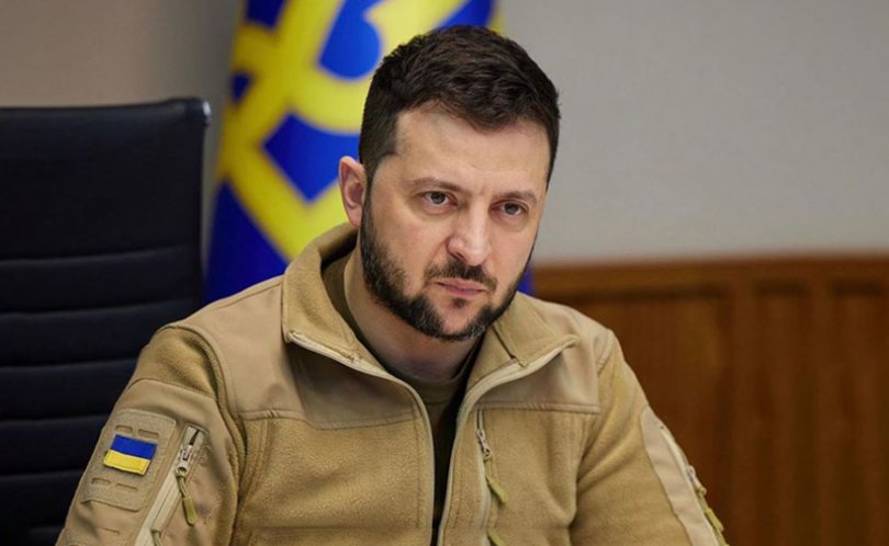 Зеленский после встречи с Макроном: ни о каком "прекращении огня" речь не идет