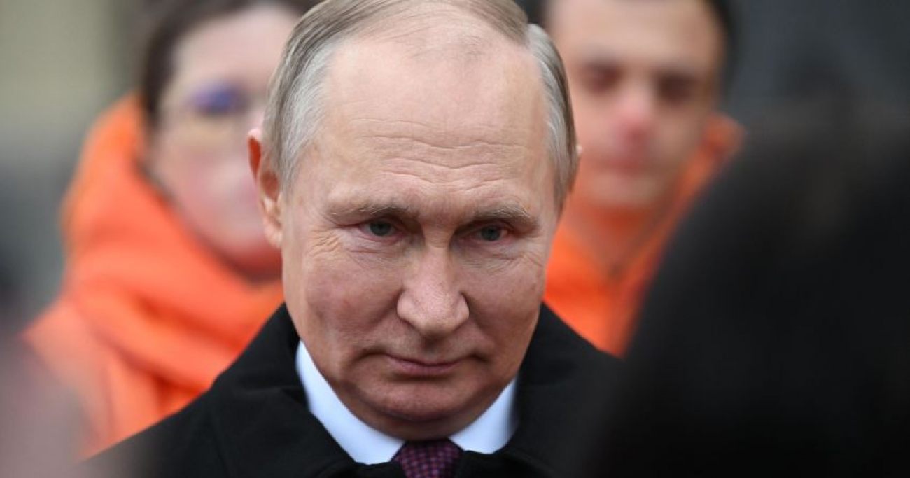 Putin announces Russia to pull out of New Start nuclear treaty with US