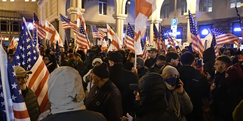Акция в поддержку американского законопроекта MEGOBARI Act прошла в Тбилиси