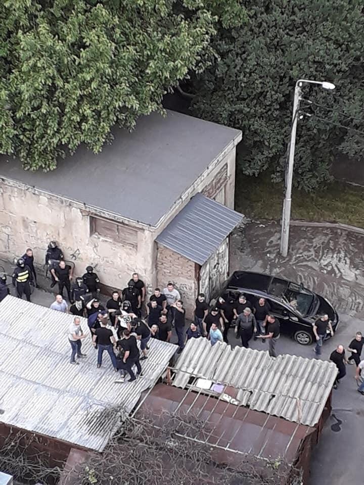 თბილისის მასშტაბით აქციის მონაწილეთა დევნა-დაკავების ოპერაცია გრძელდება