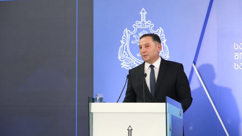 შს მინისტრი: "დღეში შემომსვლელი რუსების რაოდენობა 10 ათასამდე, სადღაც 40-45%-ით გაიზარდა"