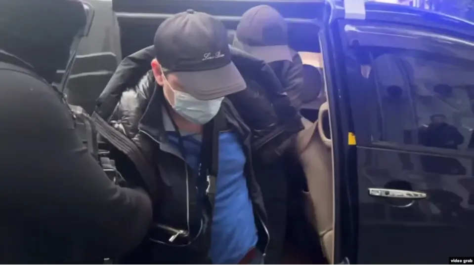 Сухумский суд заключил под стражу подозреваемых в стрельбе на похоронах