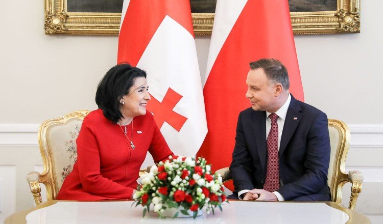 "პოლონეთის პრეზიდენტმა საქართველოს გვერდში დგომა და დახმარება აღუთქვა"