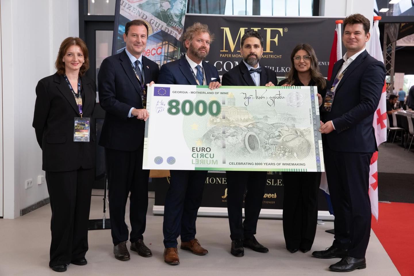 საქართველოს პირველი საკოლექციო 8000-ევროიანი ბანკნოტი დაიბეჭდა