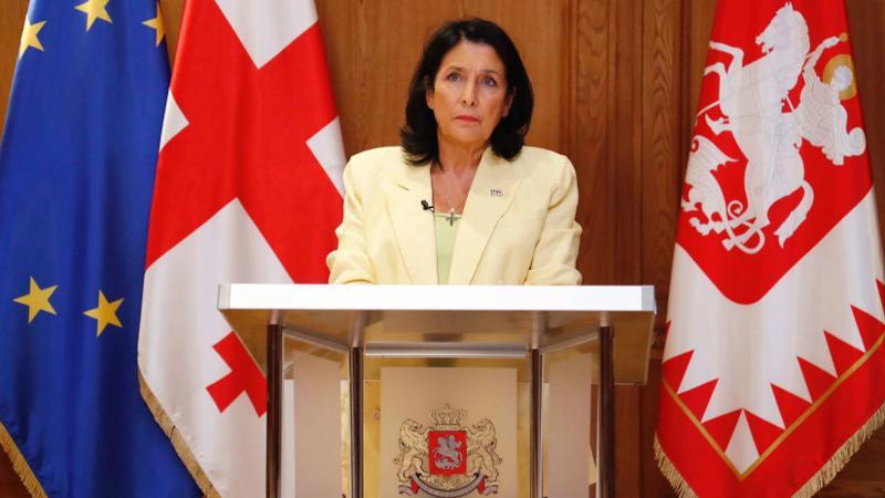პრეზიდენტი: ქართულ სახელმწიფოებრიობაზე ეს უხეში თავდასხმა კიდევ ერთხელ ამხელს "ერთმორწმუნე ძმის" ნამდვილ სახეს,