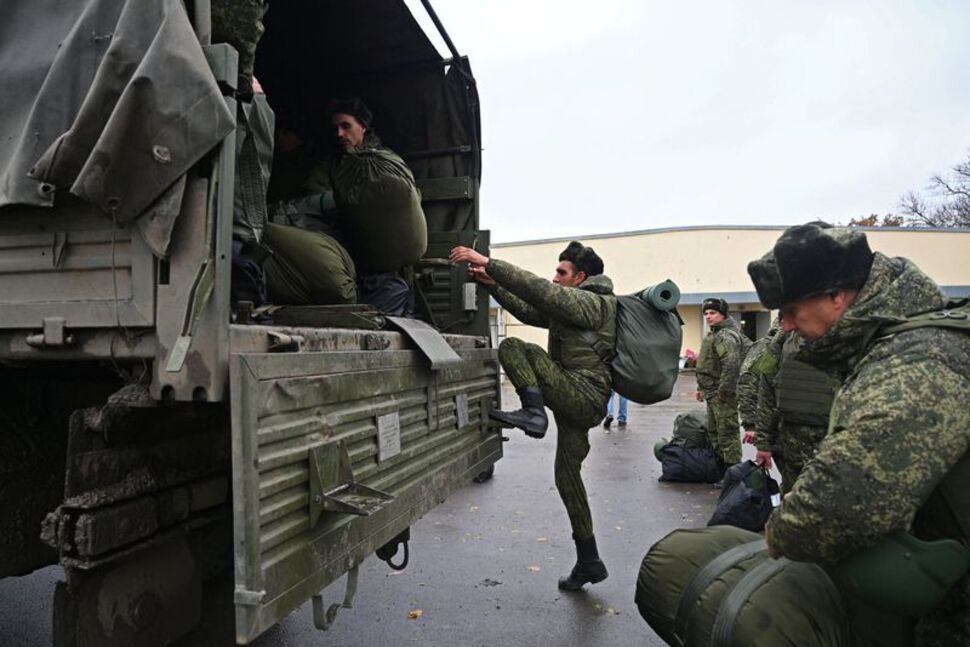 Russia preparing to mobilise extra 500,000 conscripts, claims Ukraine