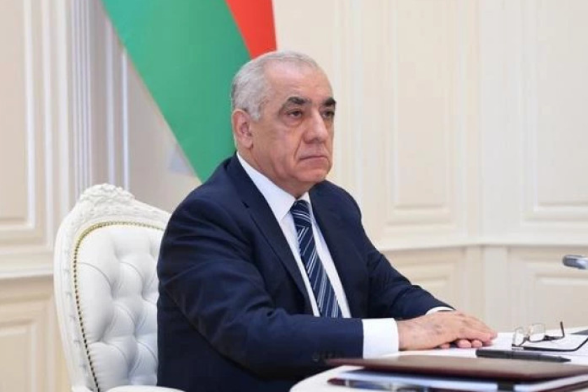 Ираклий Кобахидзе встретился с премьером Азербайджана Али Асадовым