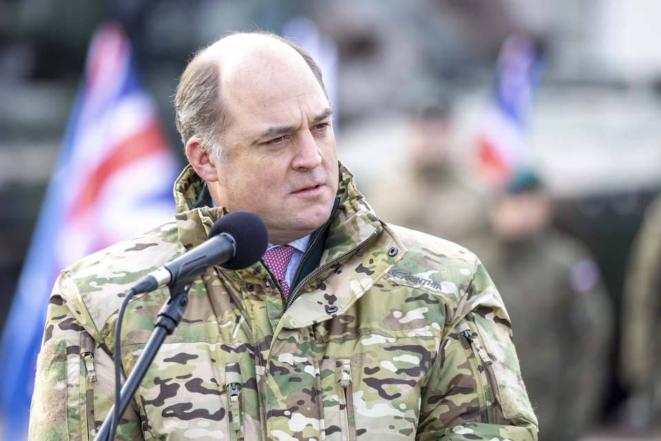 Moscow should respect international airspace, says UK defence minister