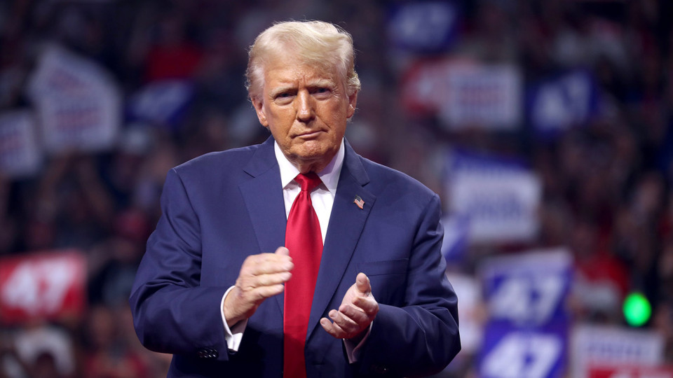 Российские элиты тайно передали Трампу поздравления с победой