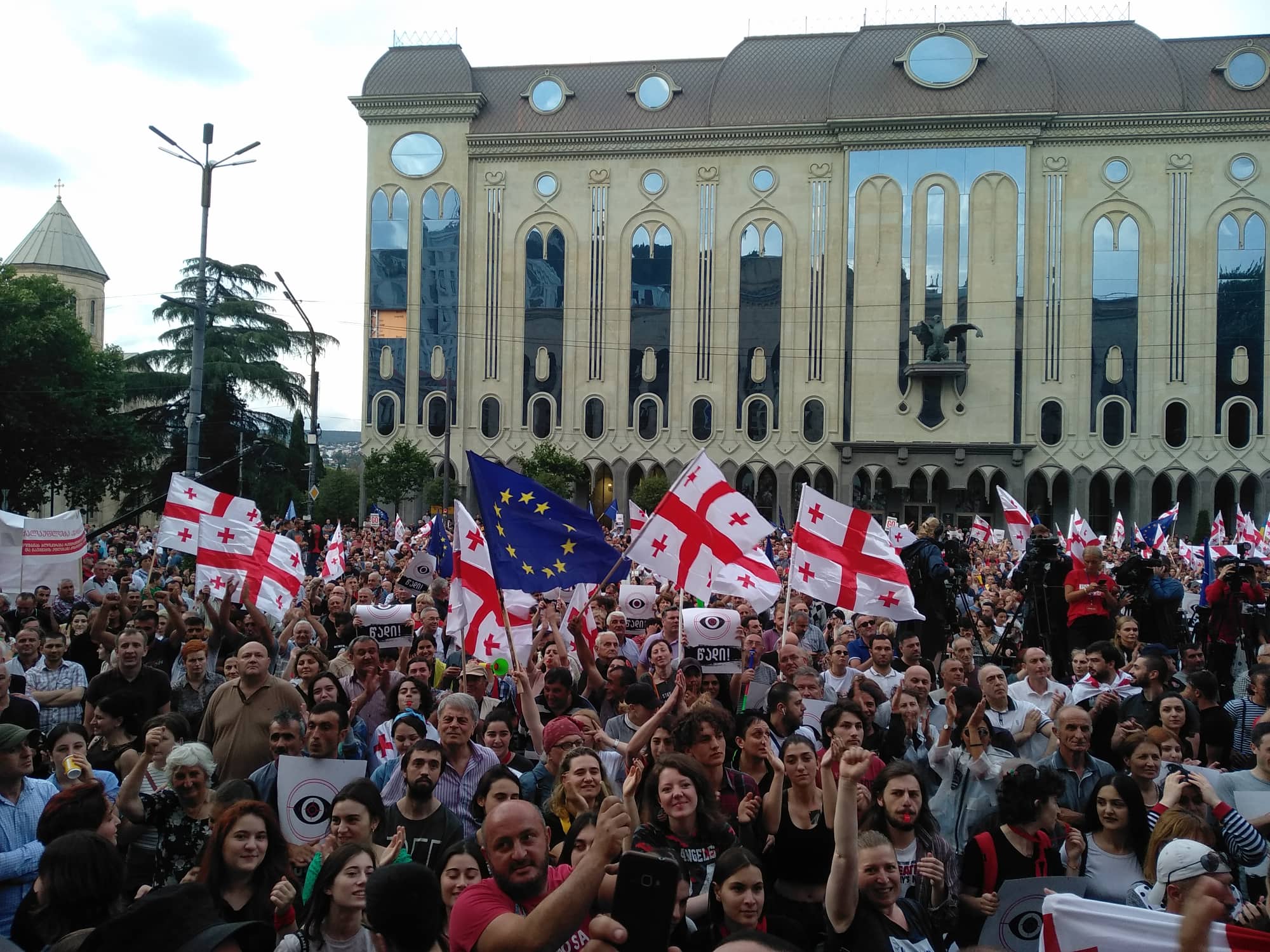 აქცია “სირცხვილიას” ორგანიზატორი: "პატრიოტთა ალიანსი" პარლამენტთან იკრიბება”