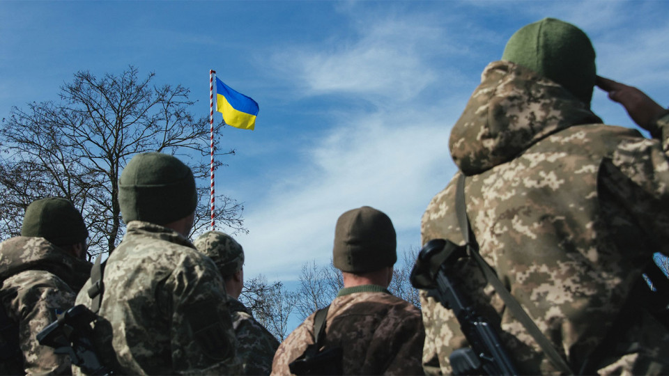 Франция в ближайшее время отправит военных инструкторов в Украину