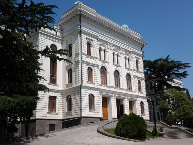 თსუ TBC ბანკთან კონტრაქტის გაწყვეტის შესახებ განმარტებას აკეთებს