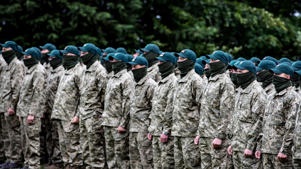 Украина начала готовить армию к продолжению войны в 2025 году