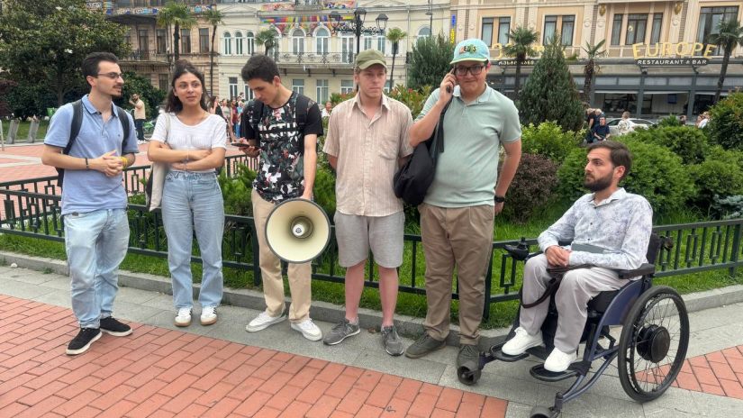 ბათუმში აქცია სახელწოდებით "გვახსოვდეს გავრილოვის ღამე!" გაიმართა