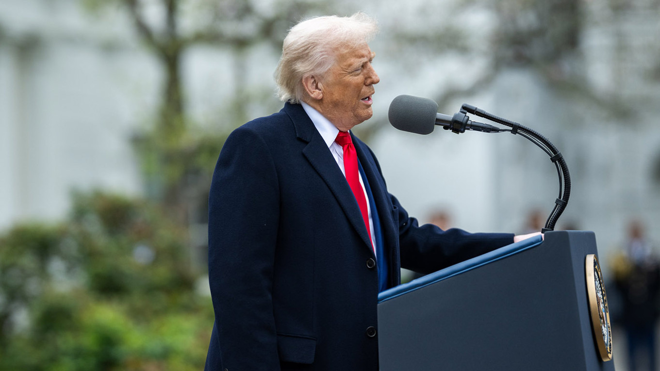 Трамп потребовал от Европы выплатить репарации США
