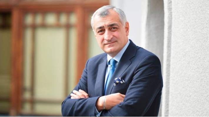 "ჩვენს გუნდში ცნობილი პოლიტიკოსები ვერ მოიაზრებიან"