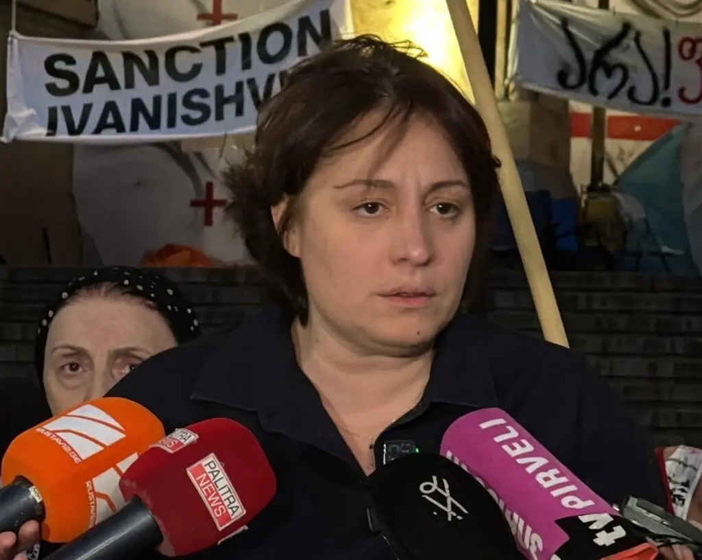 ელენე ხოშტარია და გედევან ფოფხაძე შიმშილობას წყვეტენ