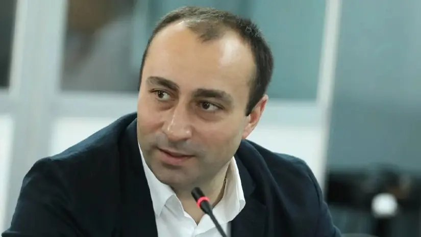კობახიძემ შინაგან საქმეთა მინისტრის თანამდებობაზე გელა გელაძე წარადგინა