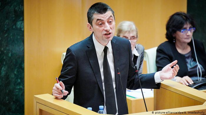 „დოიჩე ველე“: პარლამენტმა პრემიერ-მინისტრად „მოსკოვის კაცს“ დაუჭირა მხარი