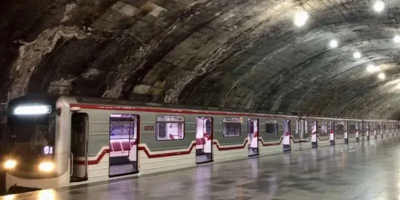 Станция метрополитена «Варкетили» закрыта в связи с реабилитацией