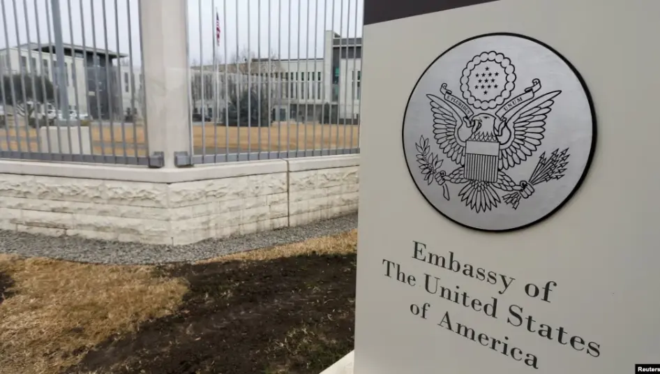 Посольство США в Грузии разъяснило условия приостановки выдачи иммиграционных виз