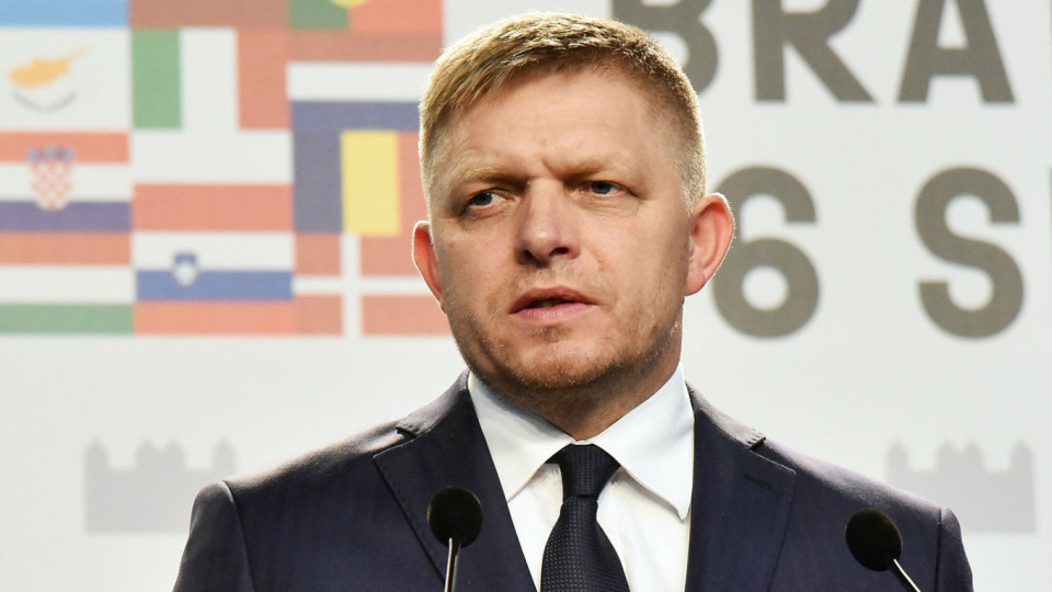 Премьер Словакии находится в критическом состоянии после покушения