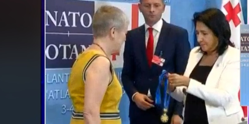 ზურაბიშვილმა გოტმიოლერი ოქროს საწმისის ორდენით დააჯილდოვა