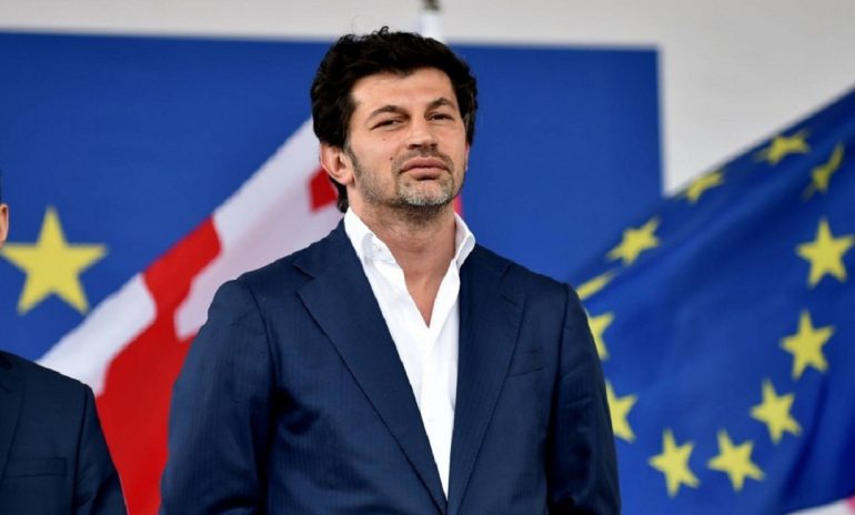 რა გეგმა აქვს თბილისის მერს ტაქსით მგზავრობის გაძვირებასთან მიმართებაში