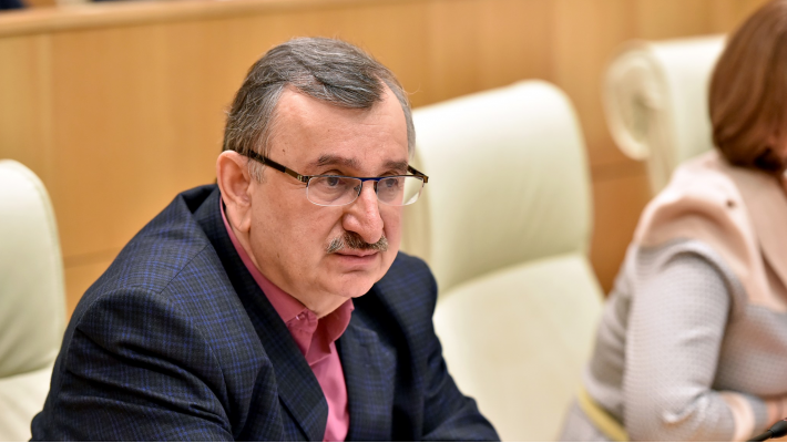 რომან გოცირიძე მოკლევადიანი, საინვესტიციო და უვადო ბინადრობის ნებართვის მიღებისთვის შესაბამისი ფინანსური განაკვეთების გაზრდის ინიციატივით გამოდის